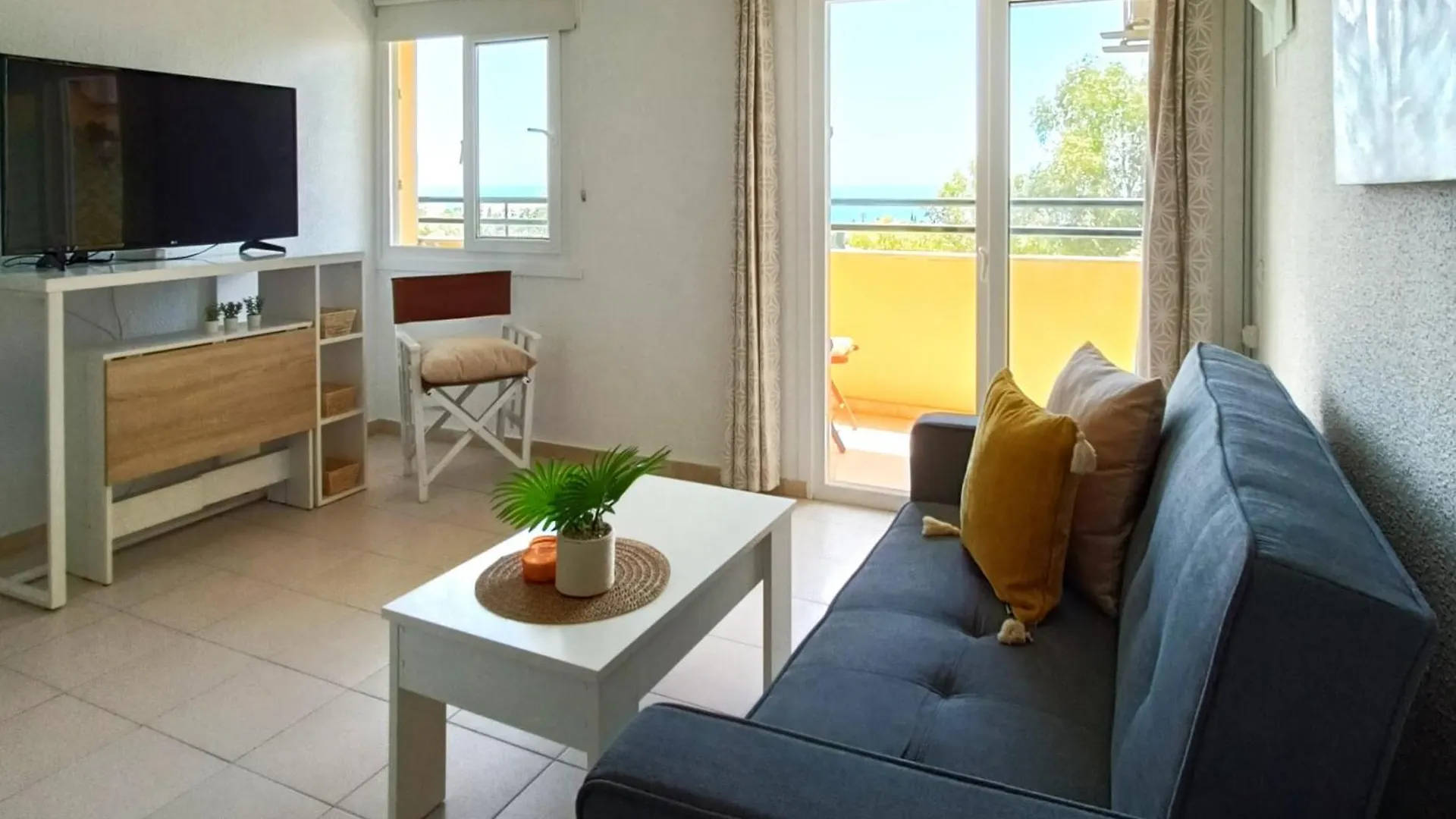 Apartment Apto Geminis 504 Con Terraza Y Vistas Al Mar Aguadulce  Spain